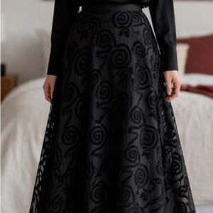 Chetta B Black A-Line Textured Skirt – Size 6